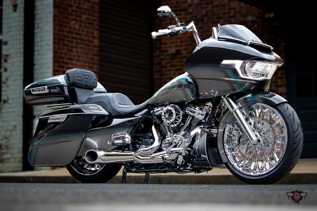 2024 HARLEY-DAVIDSON ROAD GLIDE CUSTOM HOTROD BAGGER - 